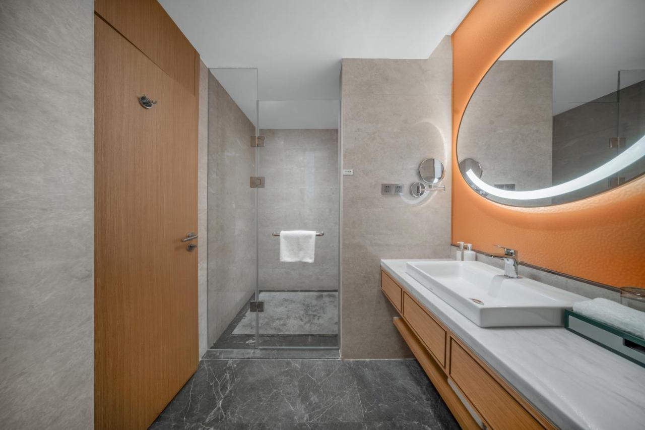 Holiday Inn Luzhou Longjian By Ihg Exterior photo