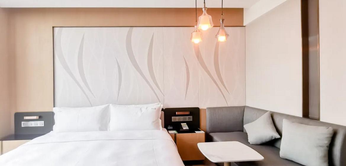 Holiday Inn Luzhou Longjian By Ihg Exterior photo